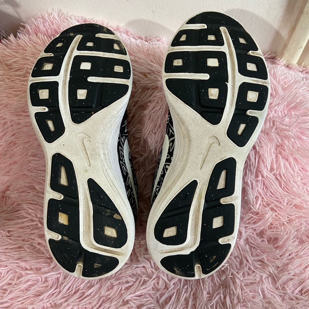 Nike revolution 3 running shoes /7Y - Picture 8 of 10
